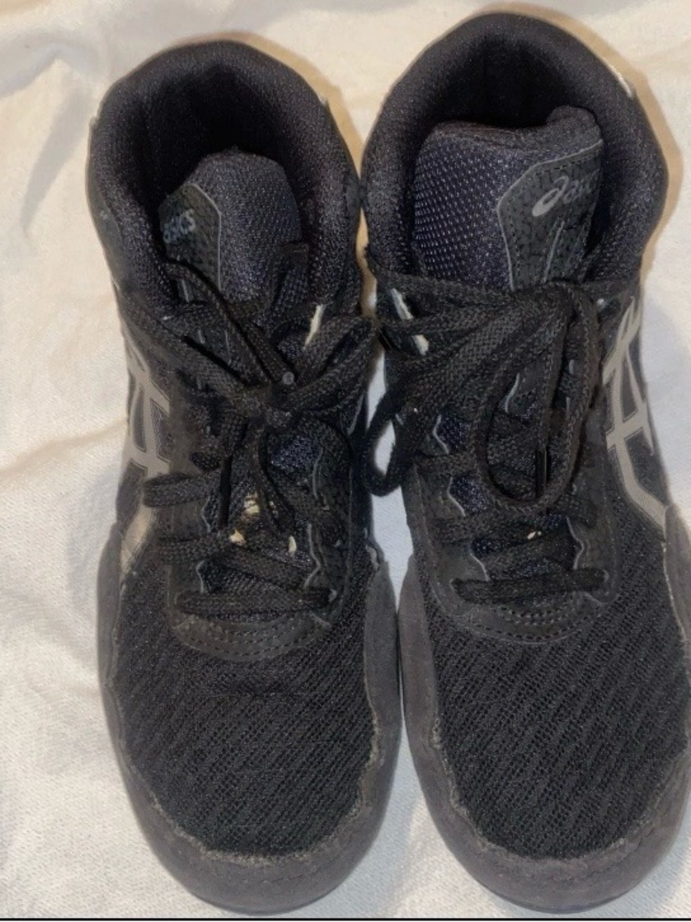 ASICS Matflex Wrestling Shoes Boys 4 Black White Silver High Top